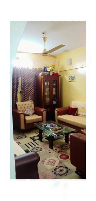 3 Bed DD Flat for Sale Opposite Aladin Park Gulshan e Iqbal Block 10A 4