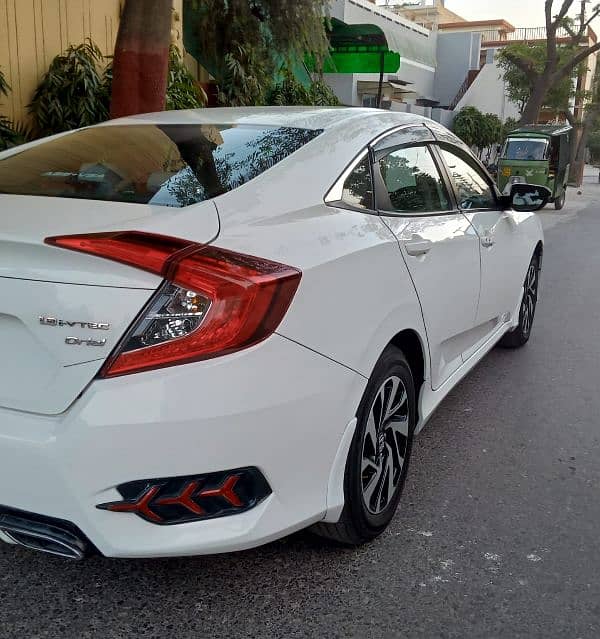 Honda Civic 1.8 Oriel Model 2017 3