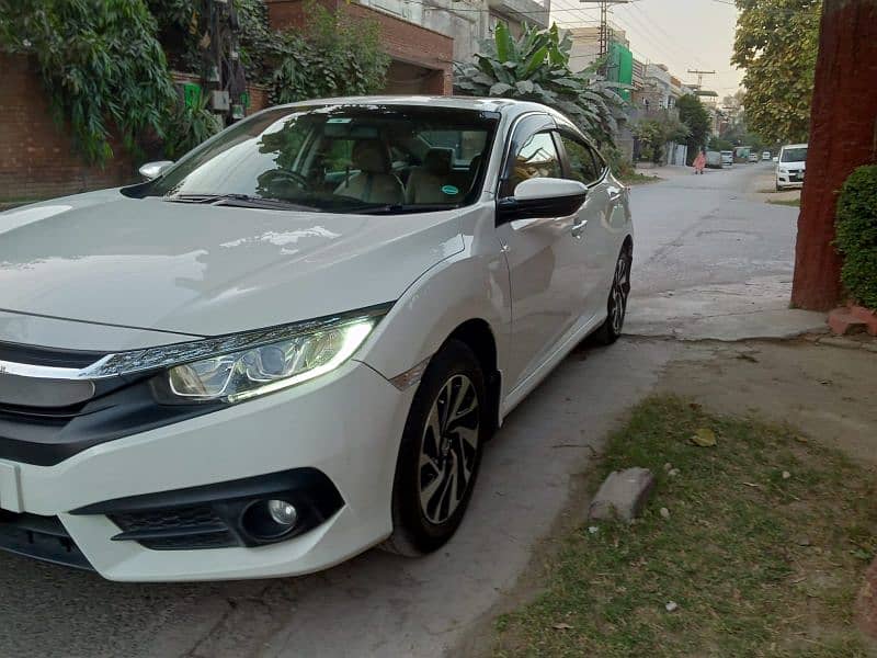 Honda Civic 1.8 Oriel Model 2017 4