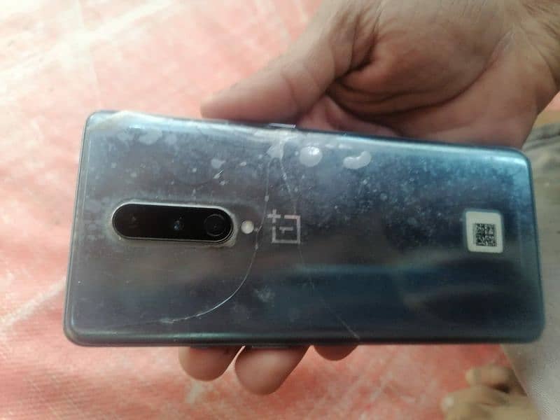 OnePlus 8. Only Back Glass crack 0