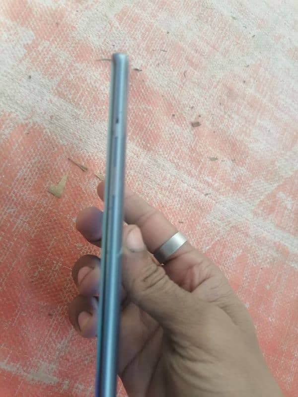 OnePlus 8. Only Back Glass crack 6