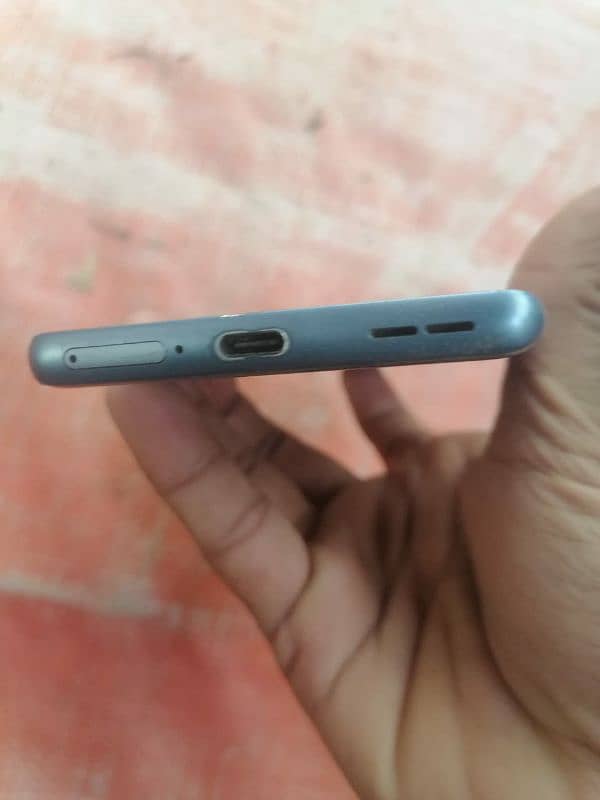 OnePlus 8. Only Back Glass crack 7