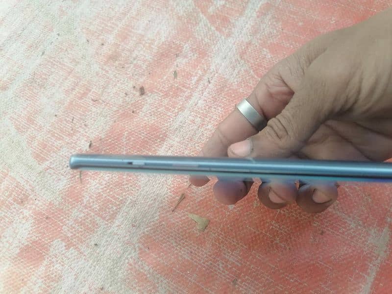 OnePlus 8. Only Back Glass crack 8