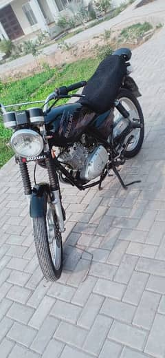 Suzuki GS 150 SE 2021