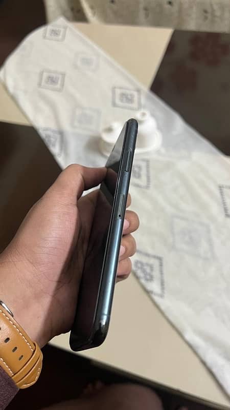 iPhone 11promax 256gb pta approved 6