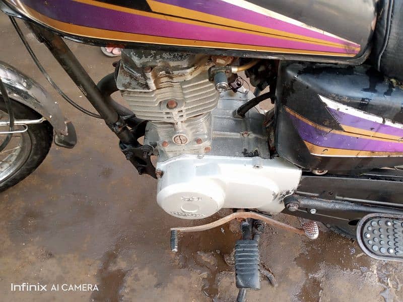 Honda 125 urgent sale 4