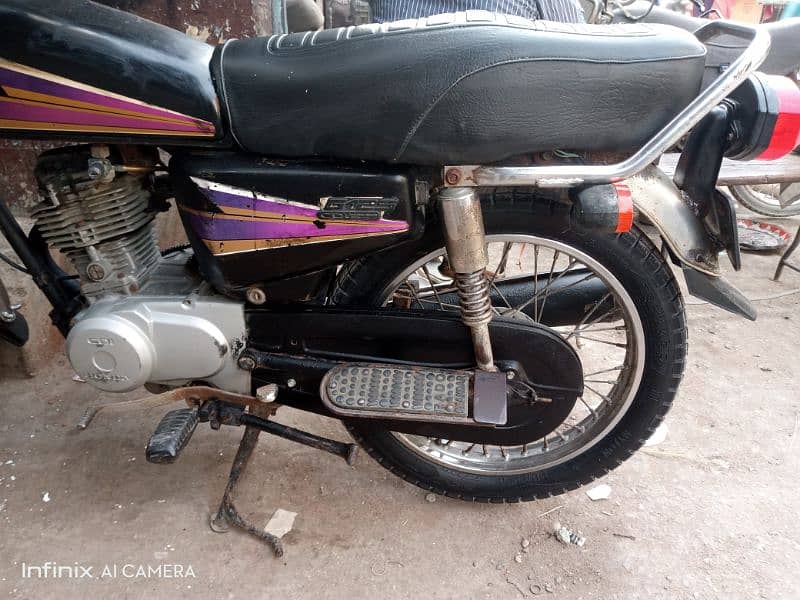 Honda 125 urgent sale 13