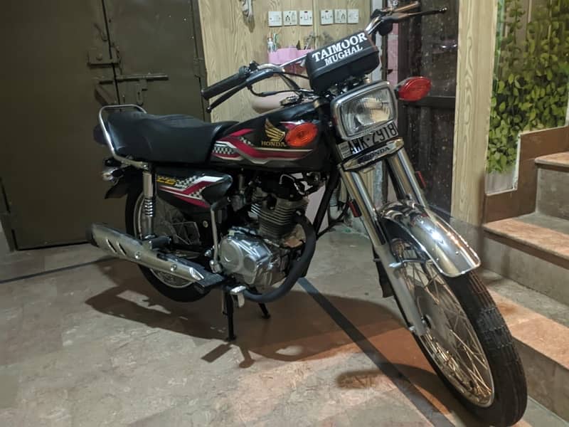 honda 125 | BLACK COLOUR | 2024 model 4