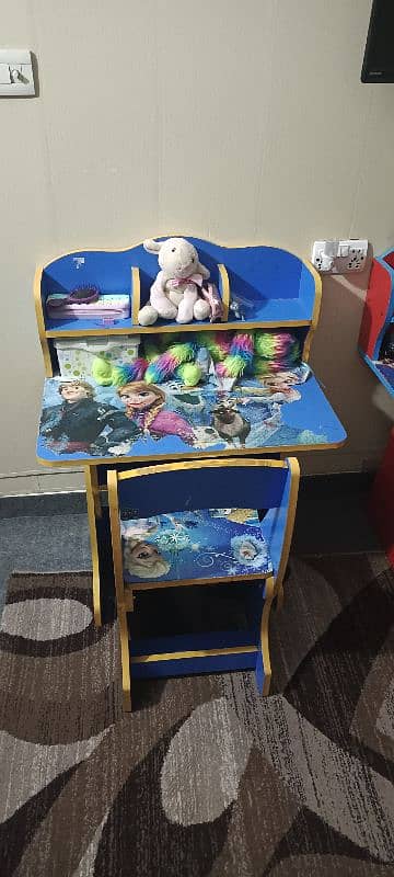 Kids Study Tables 1