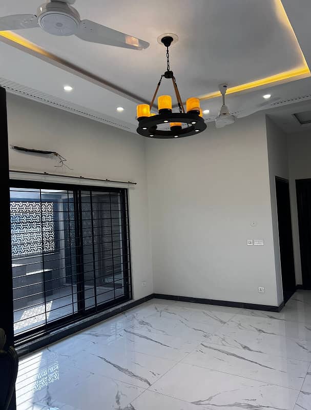 1 Kanal House For Rent In DHA Lahore Phase 5 Near LGS School 13