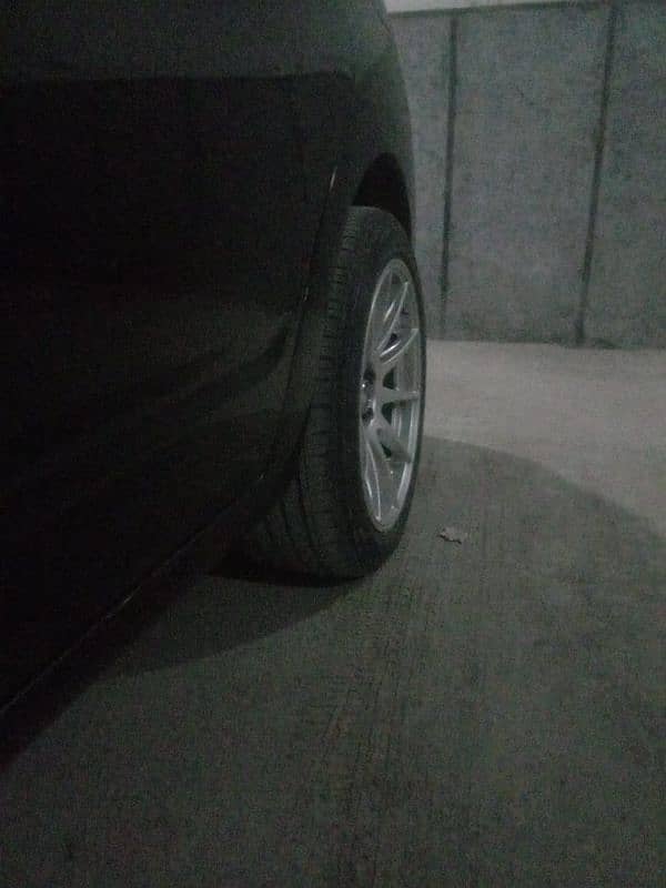 17 inch rim with low profile tyre 2