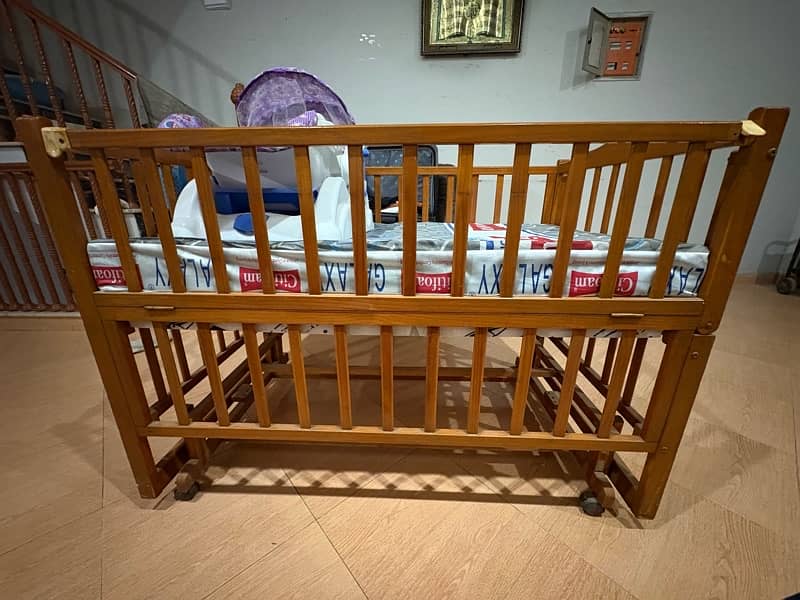 Wooden baby cot 1