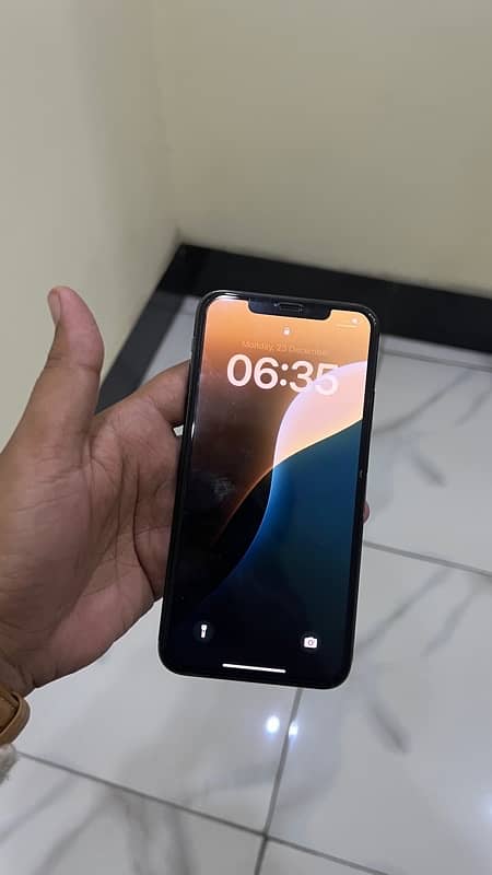 iPhone 11 Pro max 256Gb 4