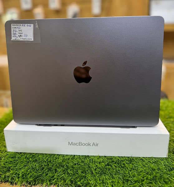 Macbook Air M2 model 2022 03464561048 call my WhatsApp number 1