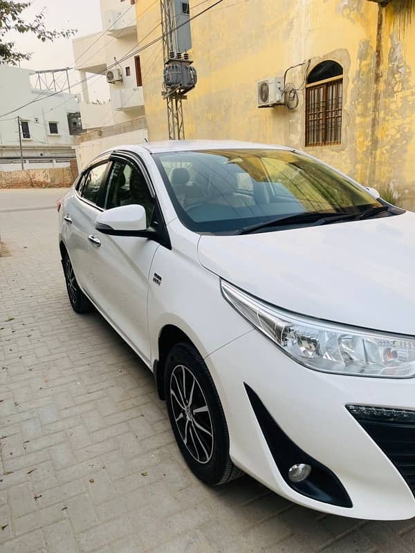 Toyota Yaris 2021 1.5 full option 1