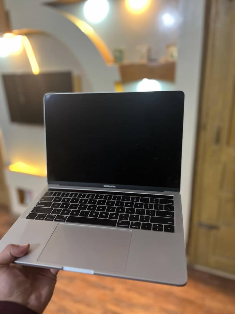 MacBook pro 2019 13" 3