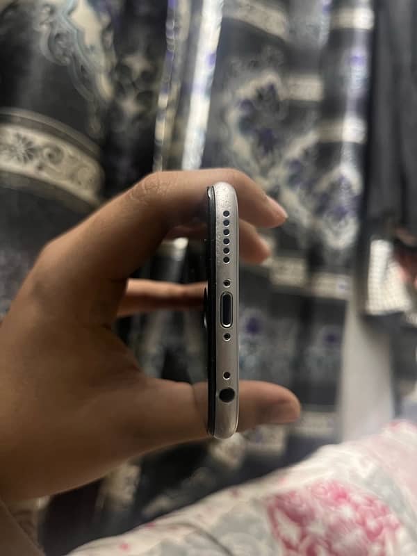 IPHONE 6 PTA APPROVED USED CONDITION 6/10 5