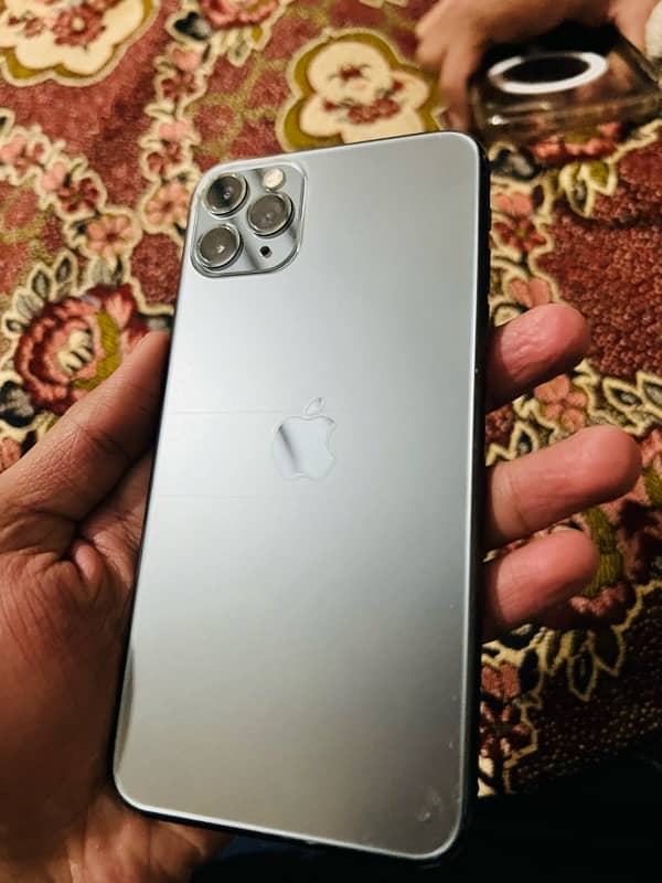 iPhone 11 Pro Max Glich PTA 0