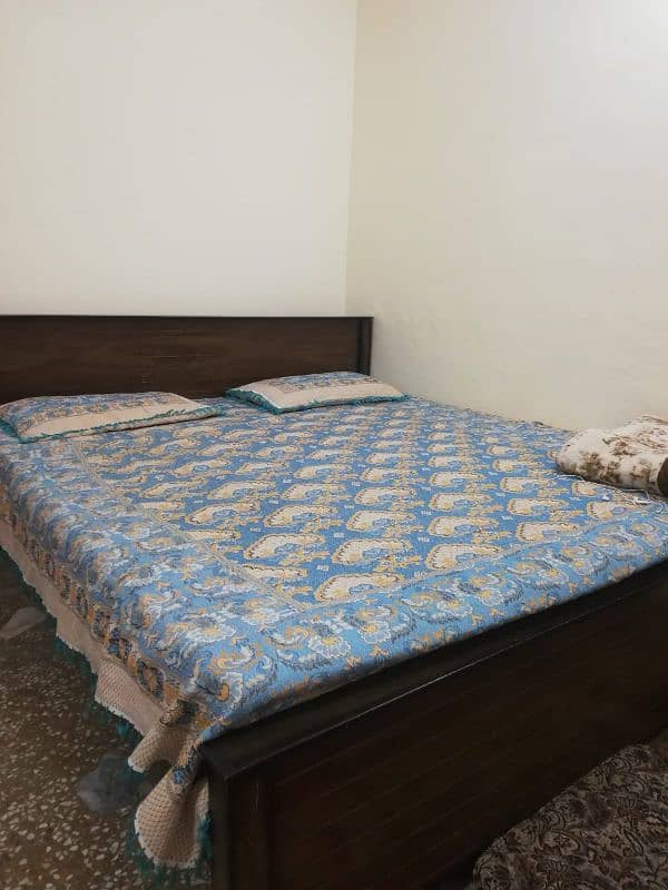 Best king size wood Bed 0