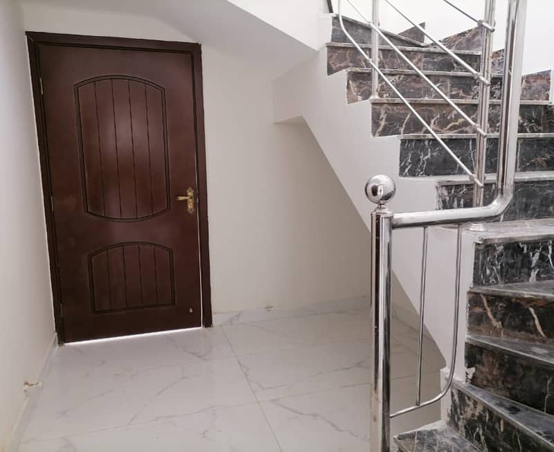 Ideally Location Brand New House (350 Square Yards) Is Available For Sale 16