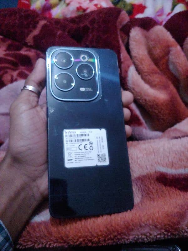 Infinix hot 40 . . 256 gb 8+8 gb 6