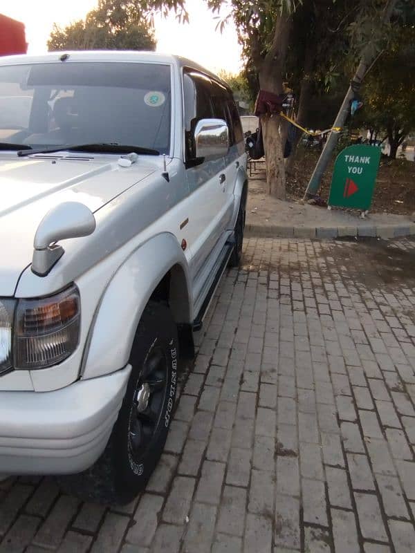 Mitsubishi Pajero 1995 contact on 0306-508000 8