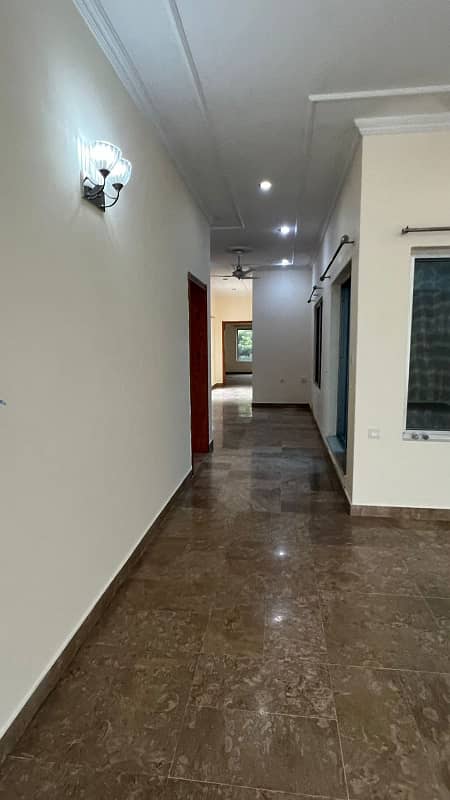 1Kanal Upper Portion For rent DHA phase 1 Lahore 7