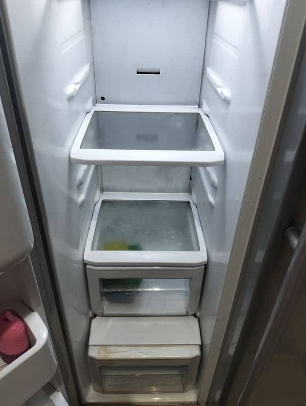 Samsung side by side double door fridge 4