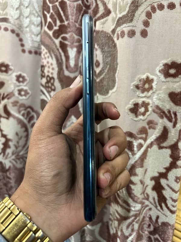 One plus NordN200 5G supported 10/10 condition 5