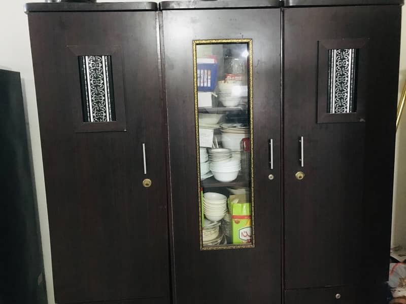 Divider and cupboards 1