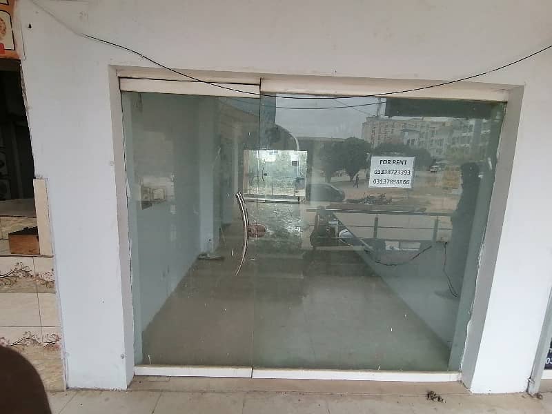 In G-15 Markaz Of Islamabad, A 400 Square Feet Shop Is Available 4