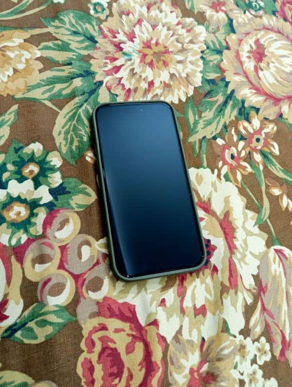 Iphone 14 pro max 256gb PTA approved for sale with box and charger 4