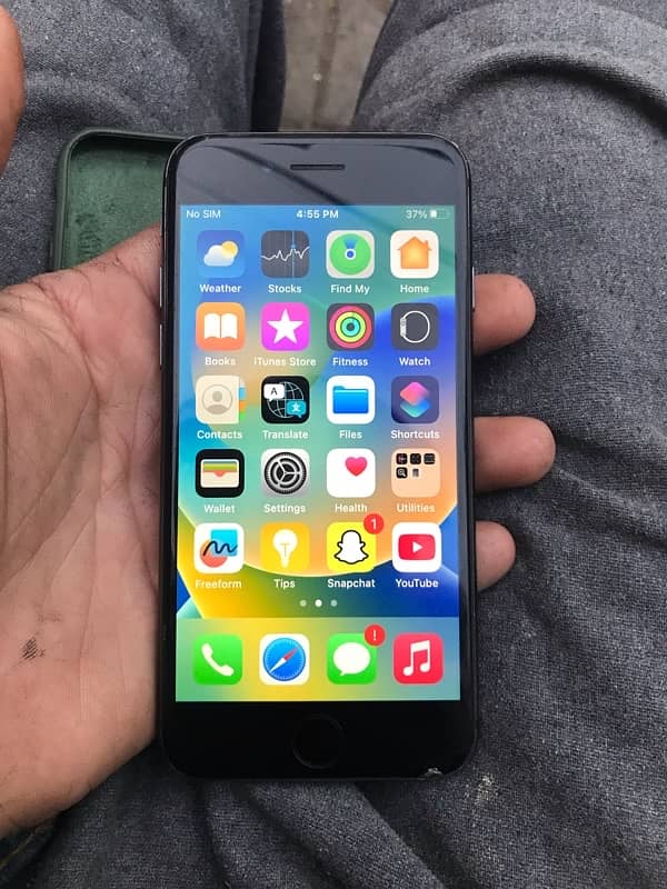 iphone 8 64GB NoN PTA all ok hai Exchange Possible 2