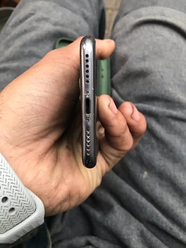 iphone 8 64GB NoN PTA all ok hai Exchange Possible 5