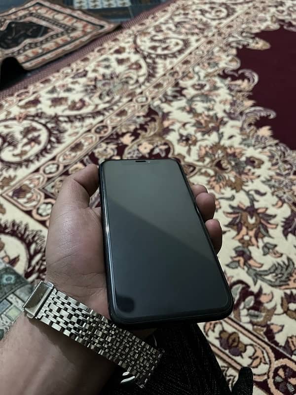 IPhone XR 128GB J. V 2