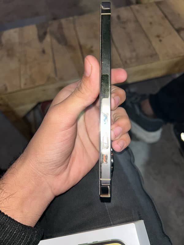 iphone 14pro max non pta lla model 4