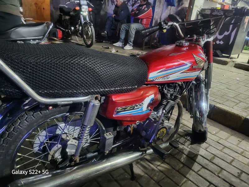 honda 125 2016 model 100% ok just buy and ride 5