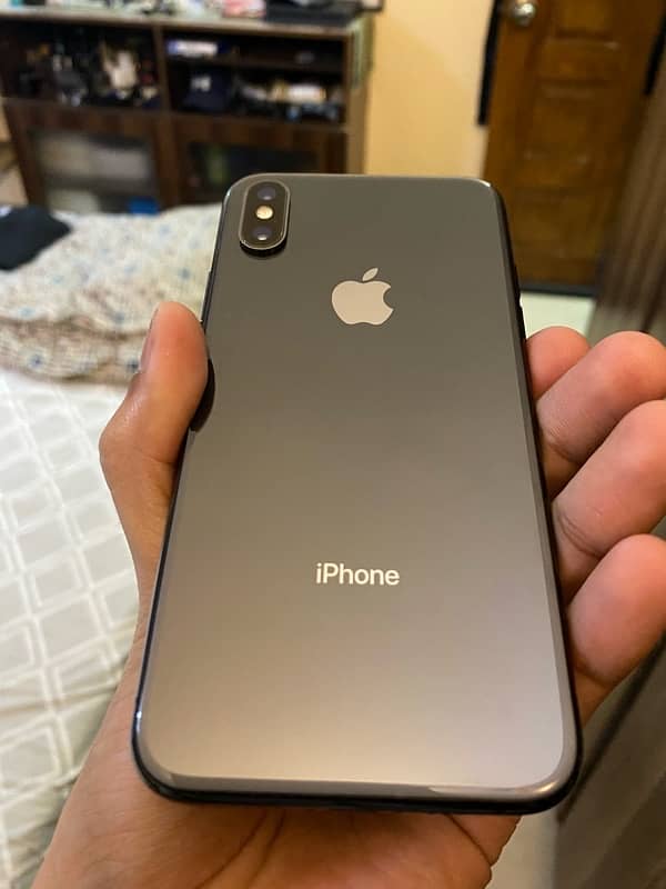 Iphone XS PTA approved 256gb scratch less mint condition 0