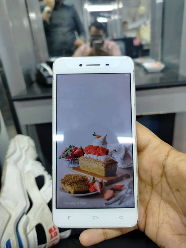 Oppo A37 0