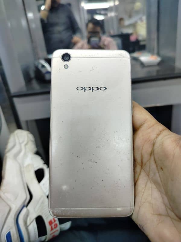 Oppo A37 1