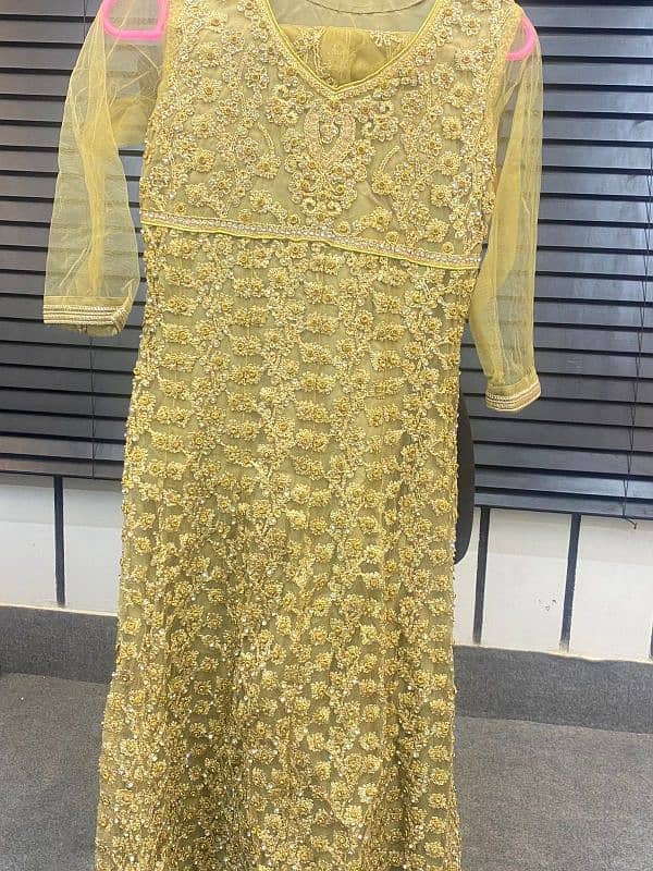 Golden Maxy|One time used|Small to extra small size 1