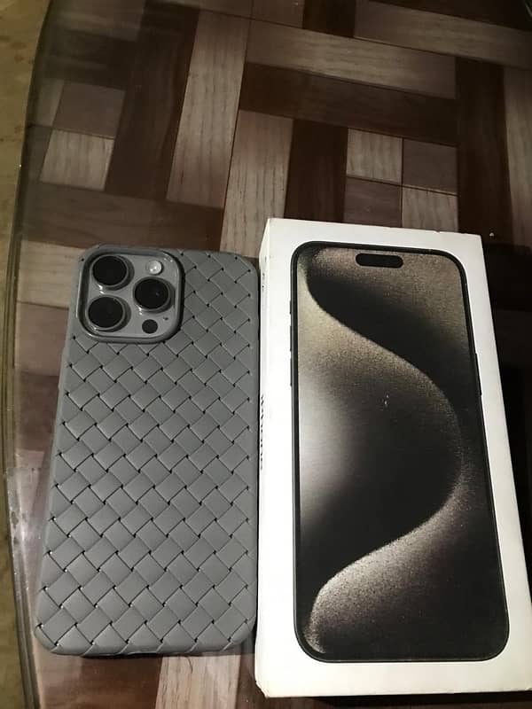 iPhone 15proMax  dual physical+10/10 condition water pack factory 1