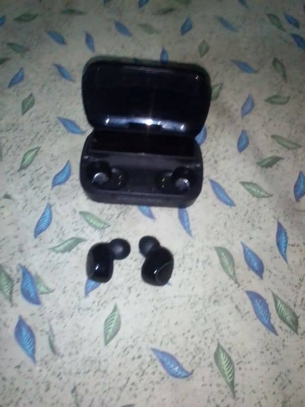 M10 Earbuds (1500) 6