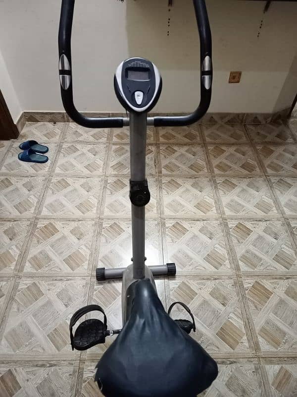 slimline exercycle exercise cycle in good condition 3