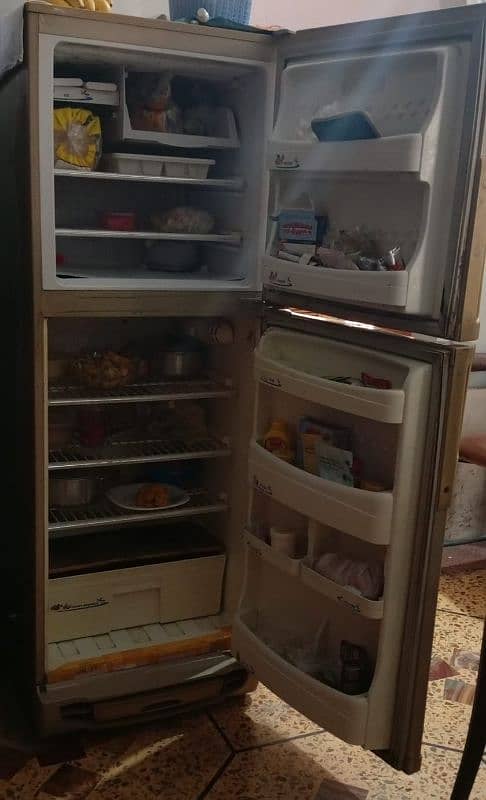 Pel refrigerator 5.4" running condition 0