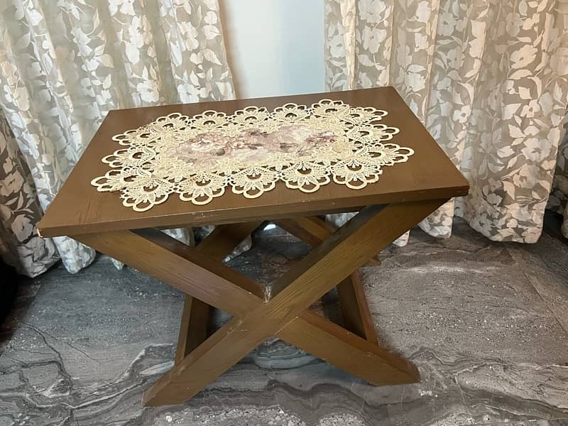 bedroom sofa chair with coffee table 3