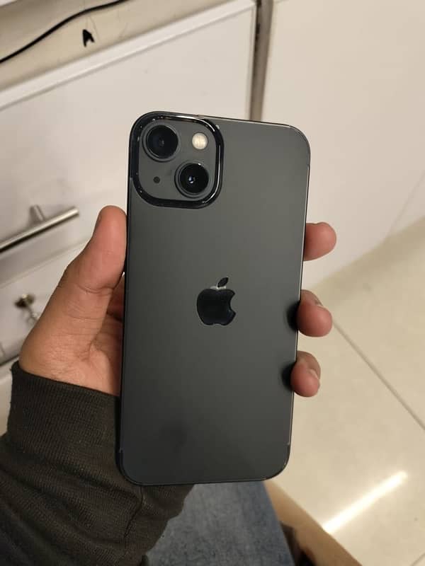 iphone 13 jv 128 gb condition 10 by 10 e sim work 2  months 3