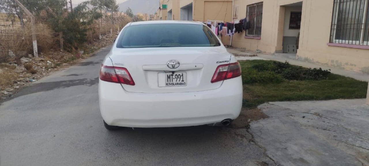 Toyota Camry Up-Spec Automatic 2.4 2008 1