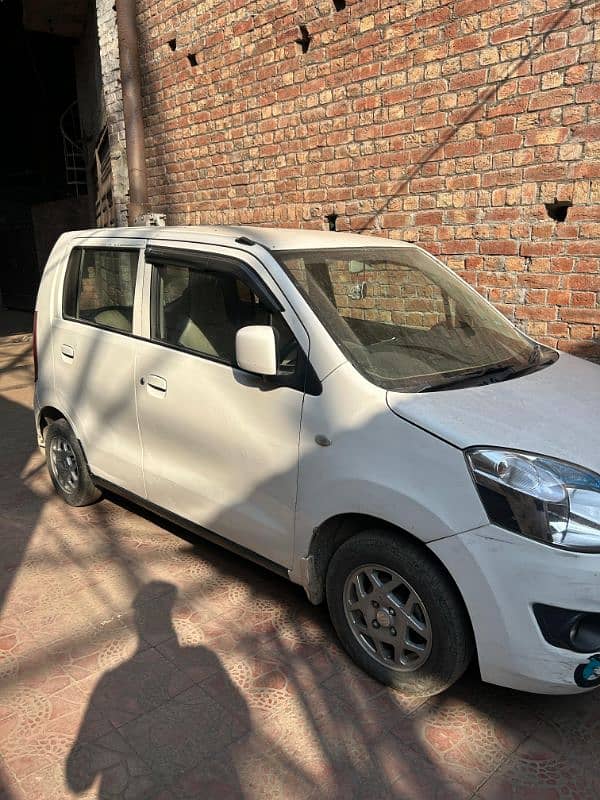 Suzuki Wagon R 2018 1