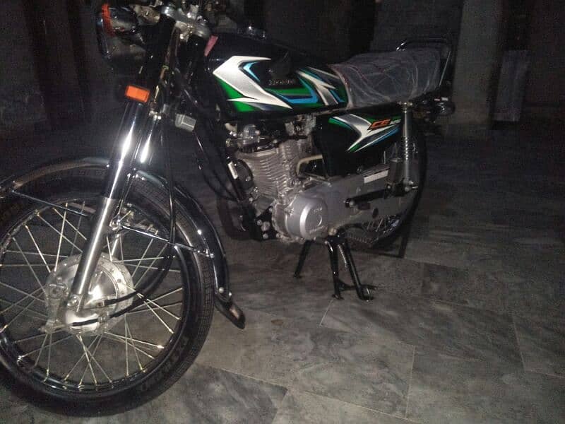 honda 125 black 1